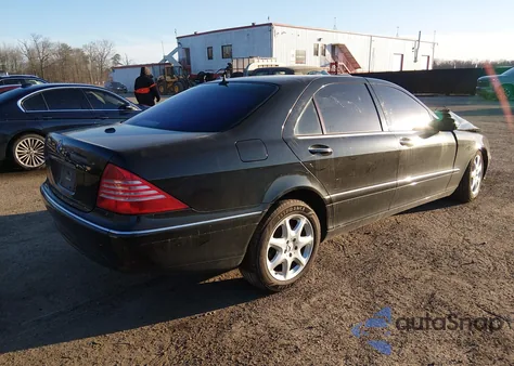 2006 Mercedes-Benz S 430 4Matic z USA, uszkodzony, nr VIN WDBNG83J96A468542